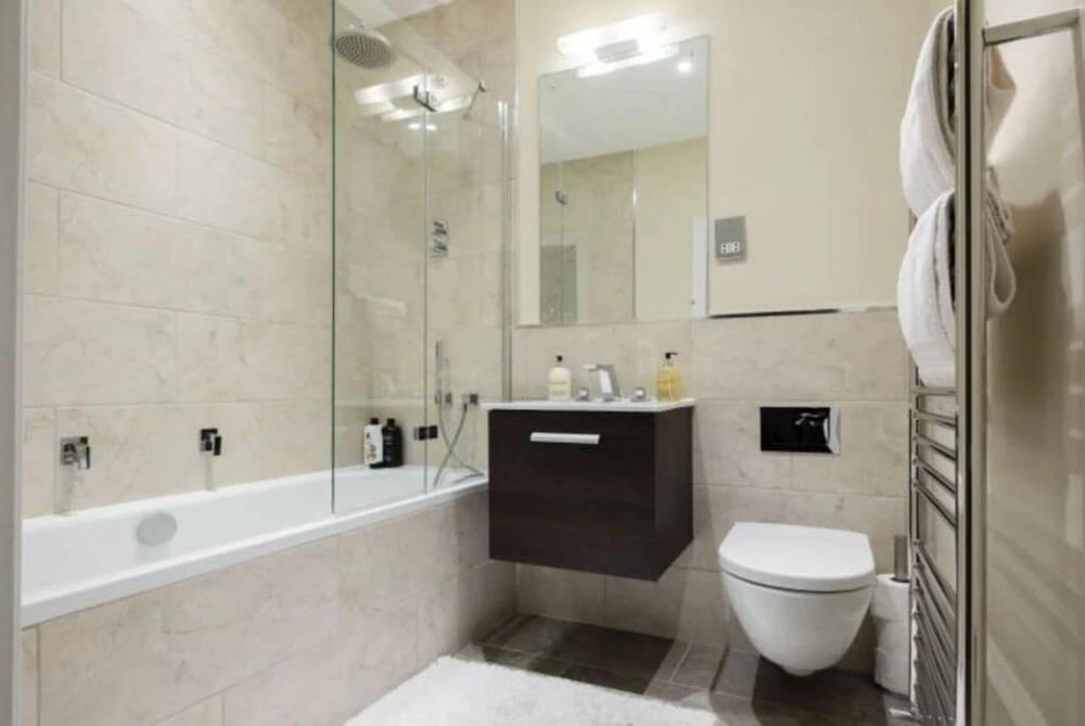 The Oxford Street Retreat - Modern 3bdr in 2 Apartments