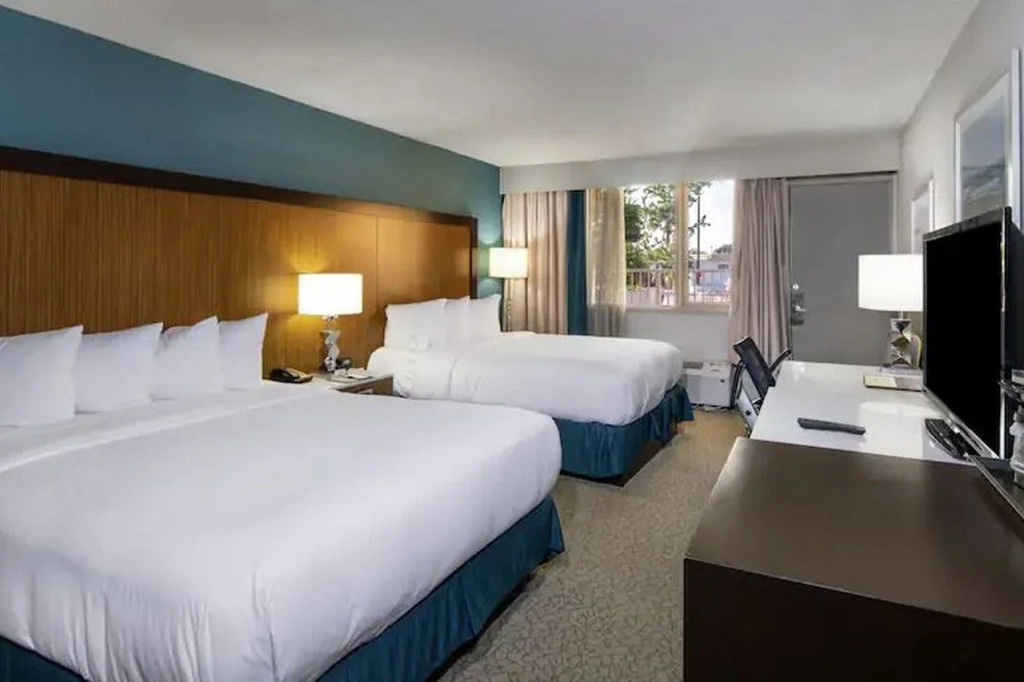 DoubleTree by Hilton Hotel Jacksonville Airport