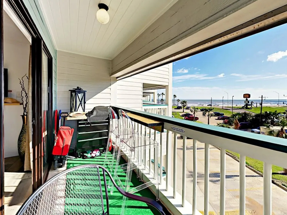 6102 Seawall Blvd Cottage Unit 268 1 Bedroom 1 Bathroom Cottage