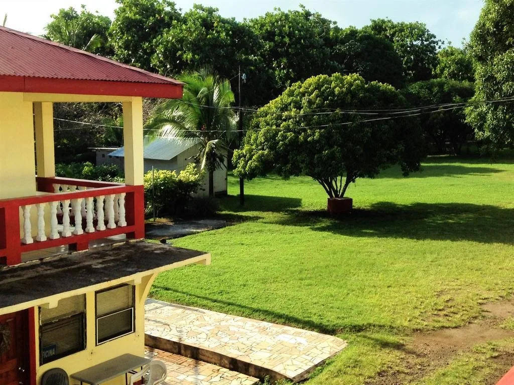 Sunrise Paradise/Carlito´s Place