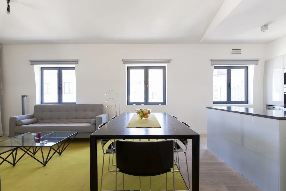 GuestReady - Central stylish home with parking