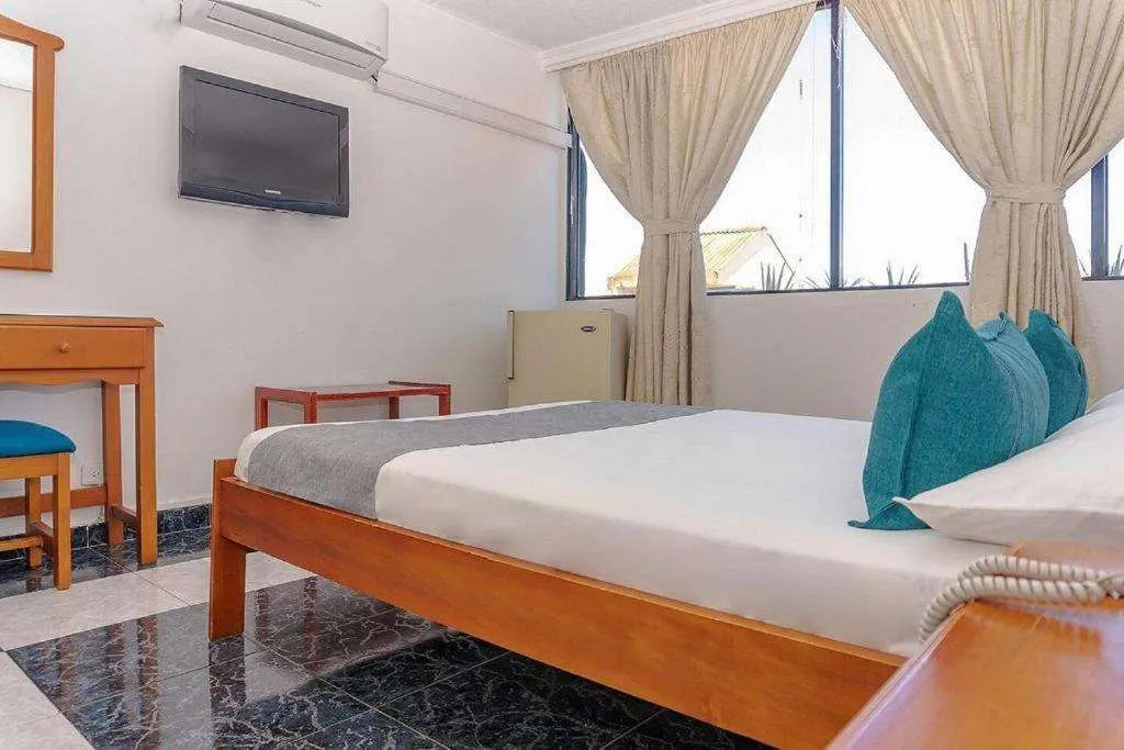 HOTEL DINASTIA REAL NEIVA