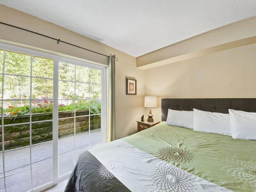 Swans Nest Villa 1304 2 Bedroom Condo by RedAwning