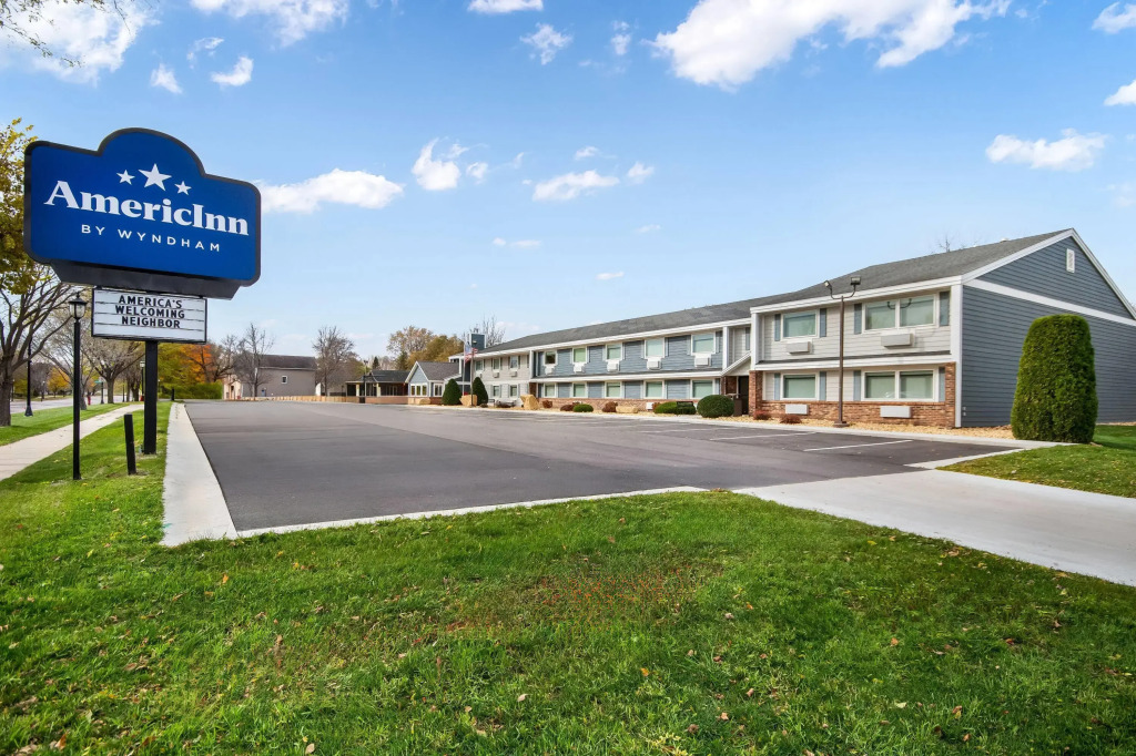 AmericInn by Wyndham St. Peter