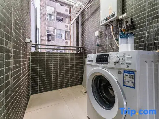 Chengdu Yueyi Suites Apartment