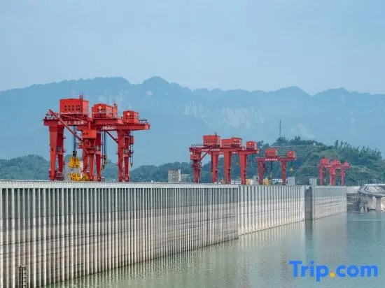 Yichang Langshan And Su