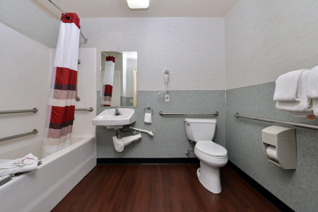Red Roof Inn Arcata