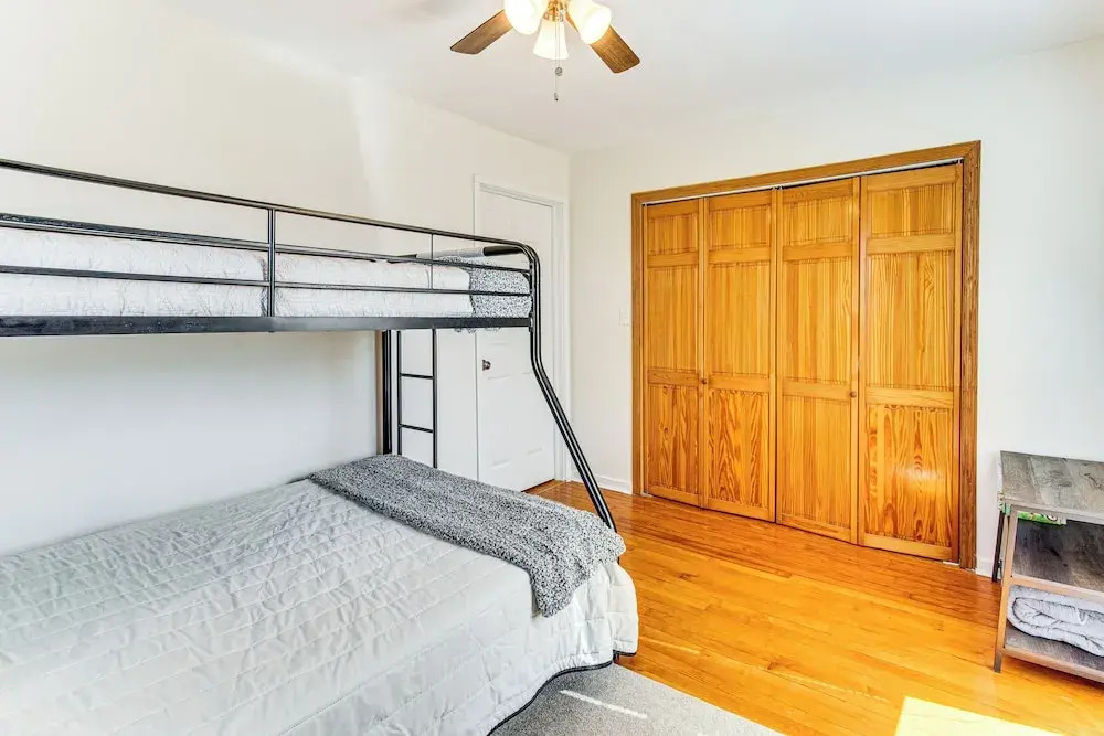 Mins to Local Attractions: Pet Friendly w/ Yard!