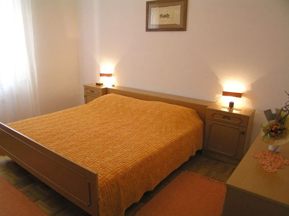 Apartments Cepulo