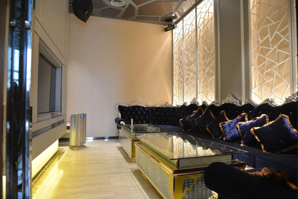 Beijing Riverside Hotel