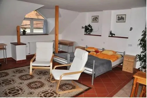 Hatház Apartman