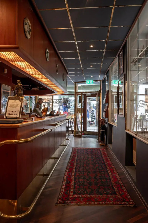 Lord Nelson Hotel