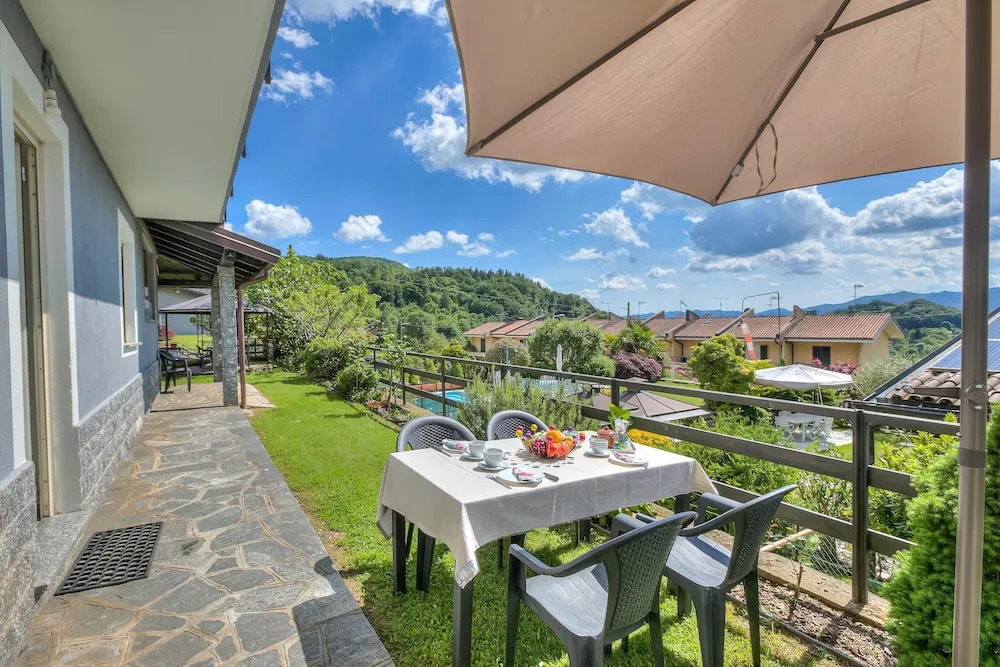 Zio Enry Garden Orta Lake