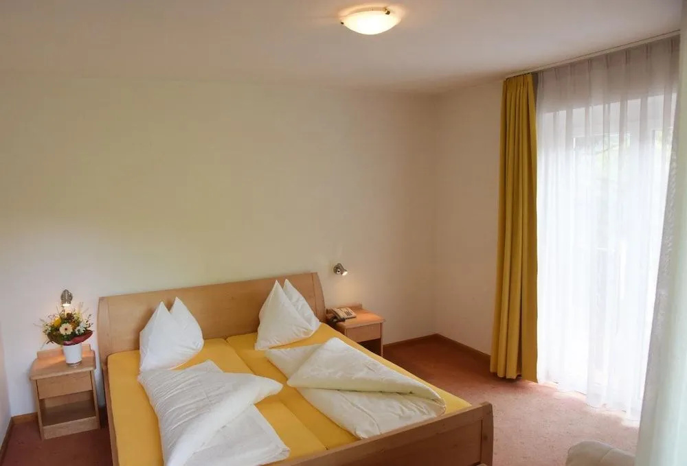 Hotel Pension Schweitzer