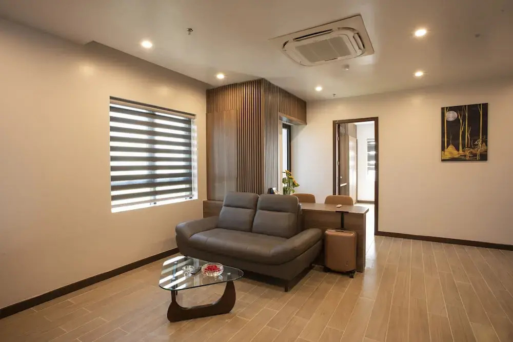 ZEN RIVERSIDE HOTEL & RESIDENCES