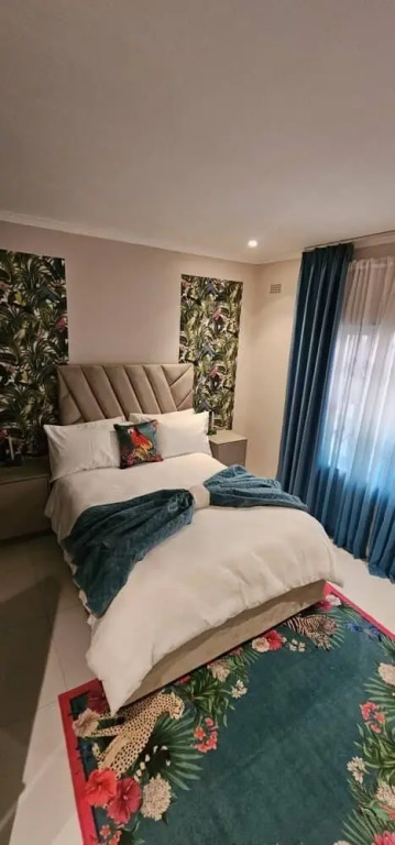 Villa De Luna in Avondale, Lomagundi Road