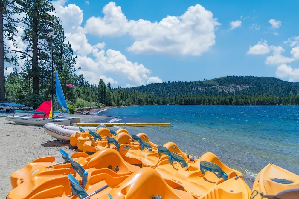 Updated Lodge-Style Home w/ Prime Donner Location! home
