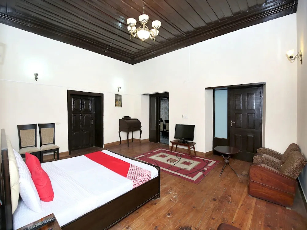Oyo 12243 Home Luxurious 3Bhk Villa Longwood