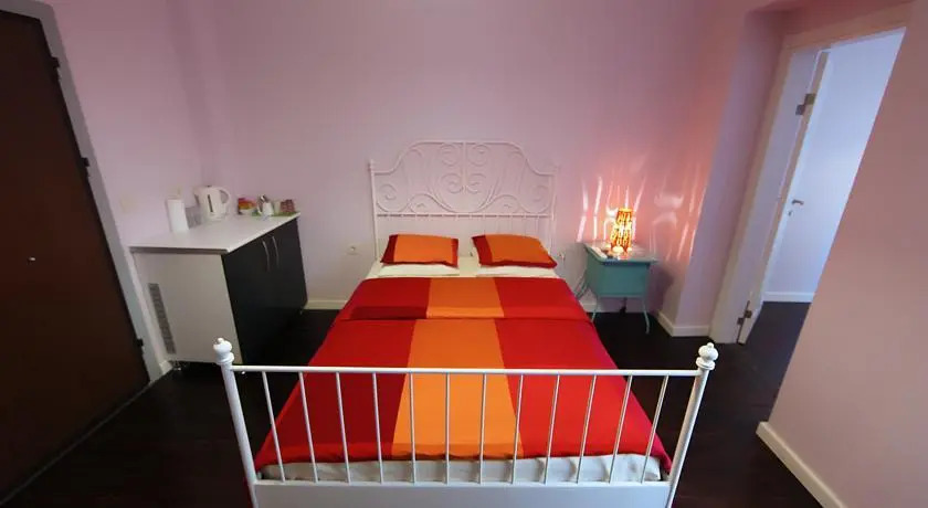 Pembe Cati 2