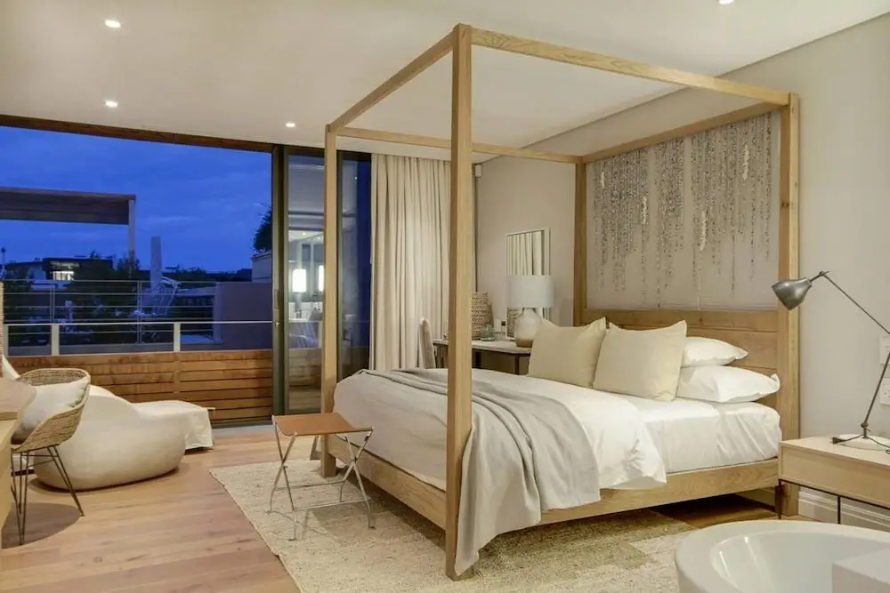 Stylish Apartment in the Heart of the De Waterkant Loader A