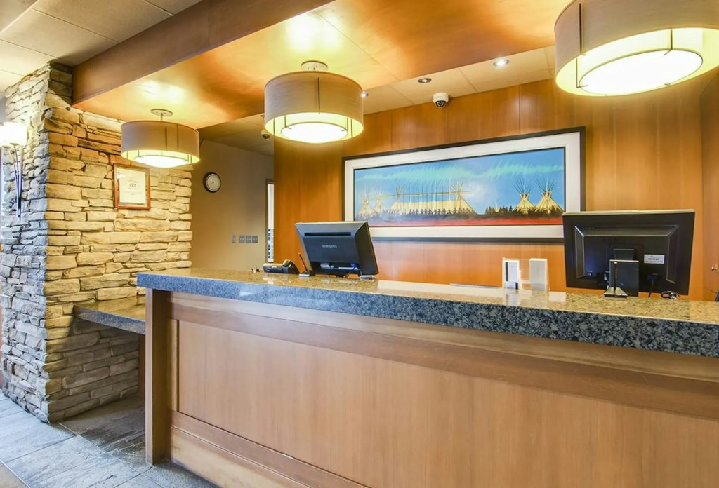 Sawridge Inn and Conference Centre Edmonton South