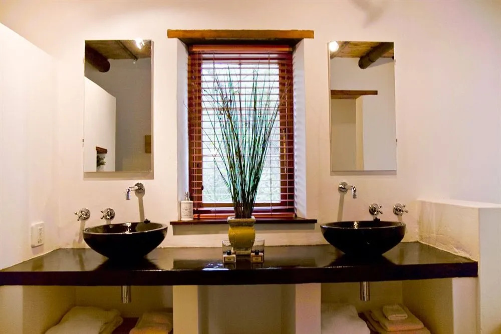 Augusta de Mist Country House and Kitchen