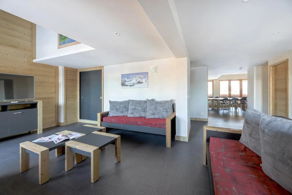 Residence LES Coches 7 Rooms in a Family Resort at the Bottom of the Slopes Bac623