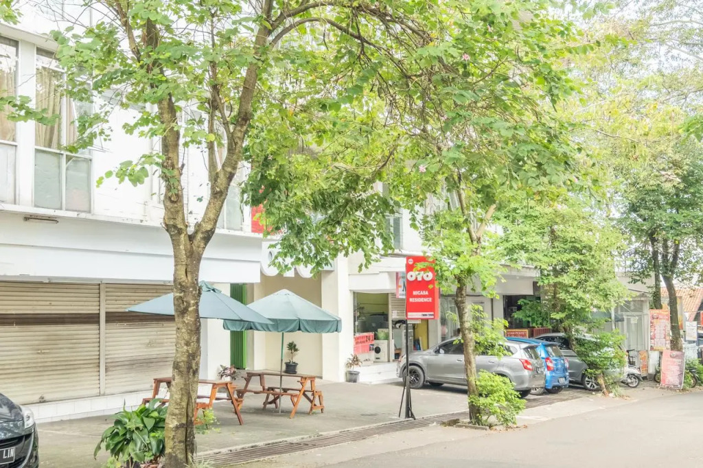 OYO 818 Micasa Residence