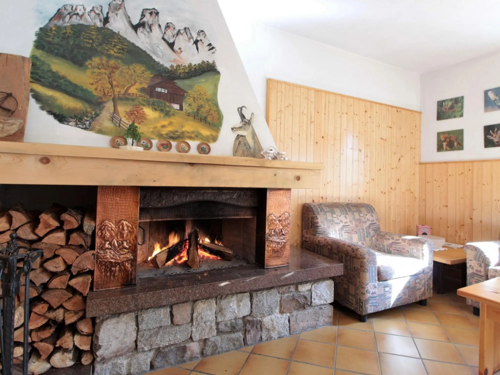 Wooden chalet in Pieve Tesino with garden