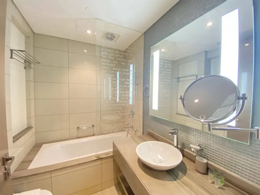 Lux BnB Paramount Tower I Burj Views