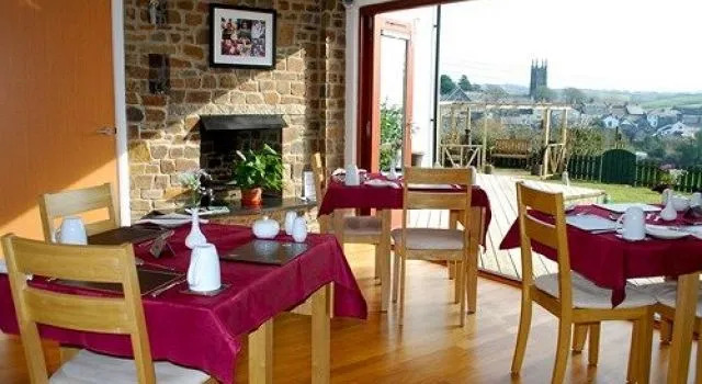 Oak Lodge B&B