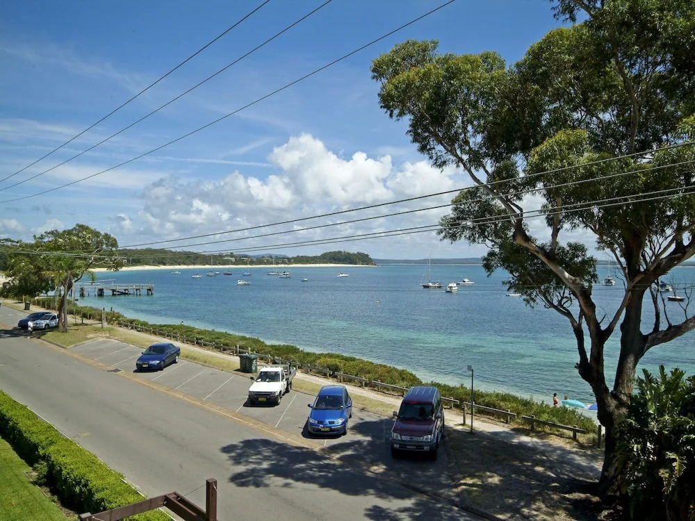 Shoal Towers, Unit 6/11 Shoal Bay Road