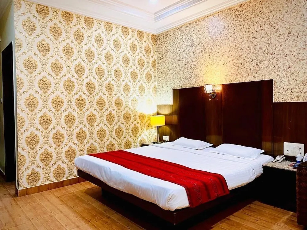 Prayag Villa Inn