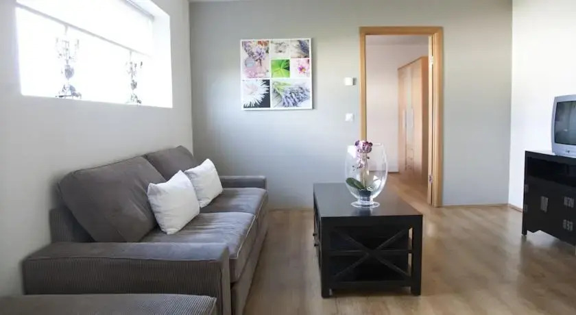 Fannagil Apartments