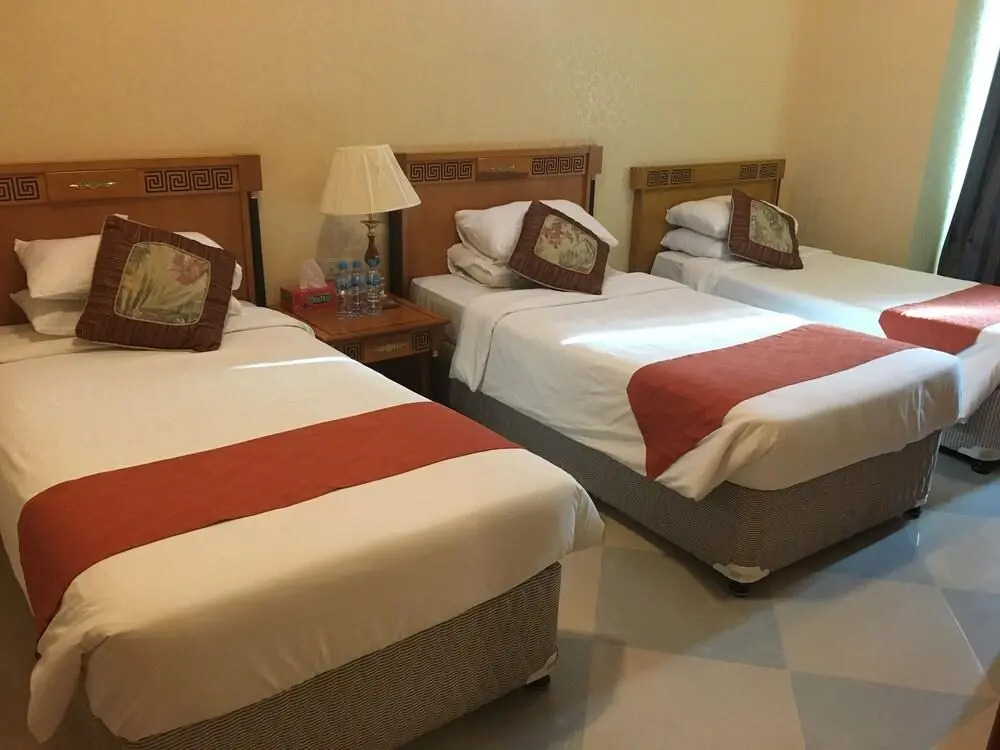 Safari Hotel