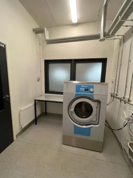 Suite - King Size Bed - Gym&Wifi - Indoor Parking