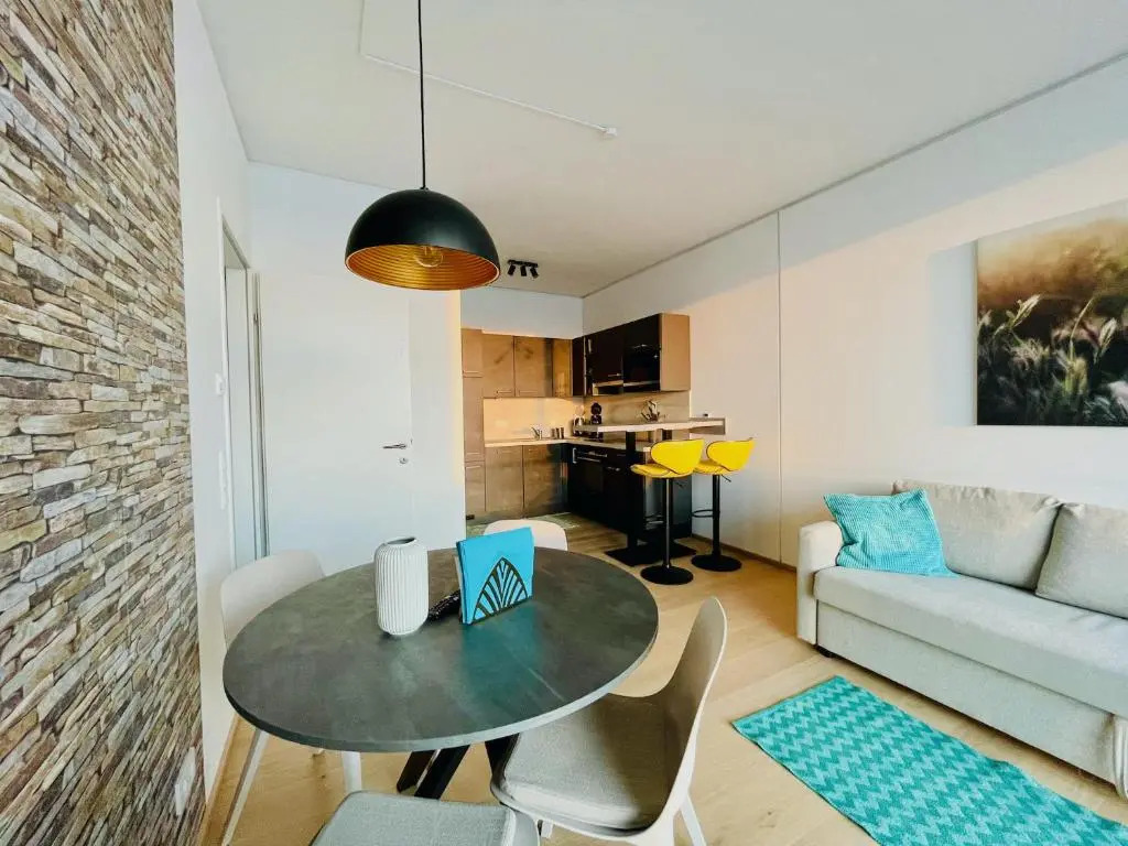TrIIIple Level 20 - Sonnenwohnen Apartment mit Parkplatz und fantastischem Ausblick