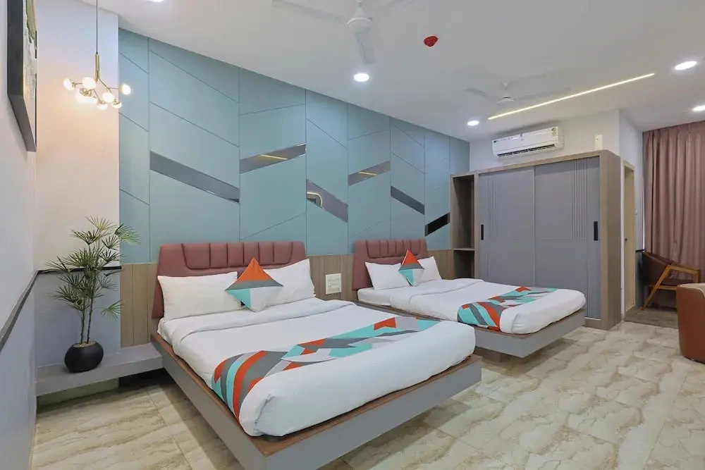 Hotel Shiv Vatika, Vesu