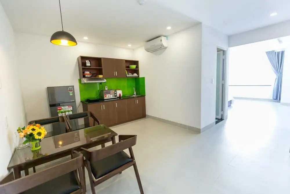 Vivian Hotel