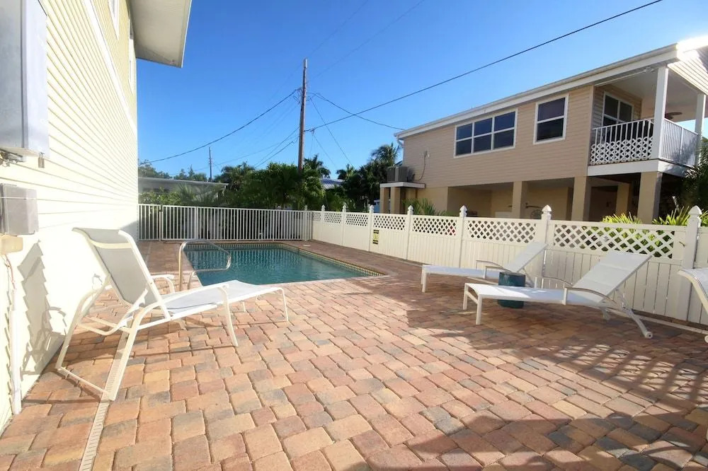 134 Virginia Avenue by RedAwning