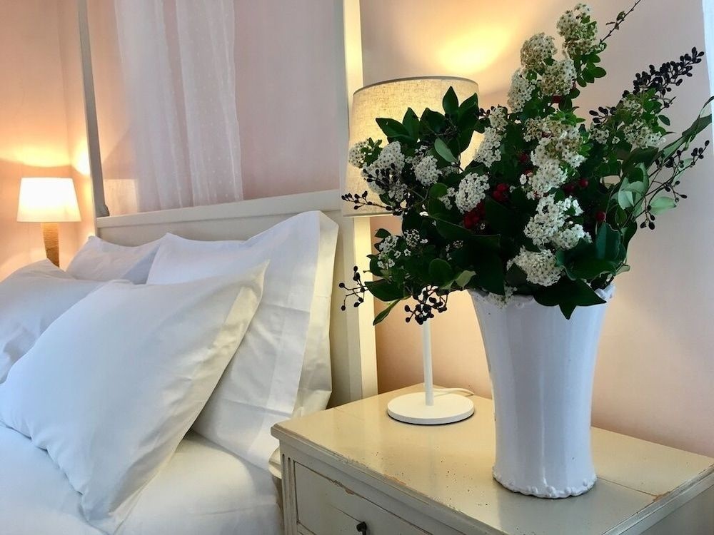 Отель B&B Villino Ada