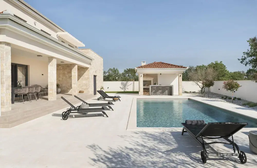 Villa Zrinchi ZadarVillas