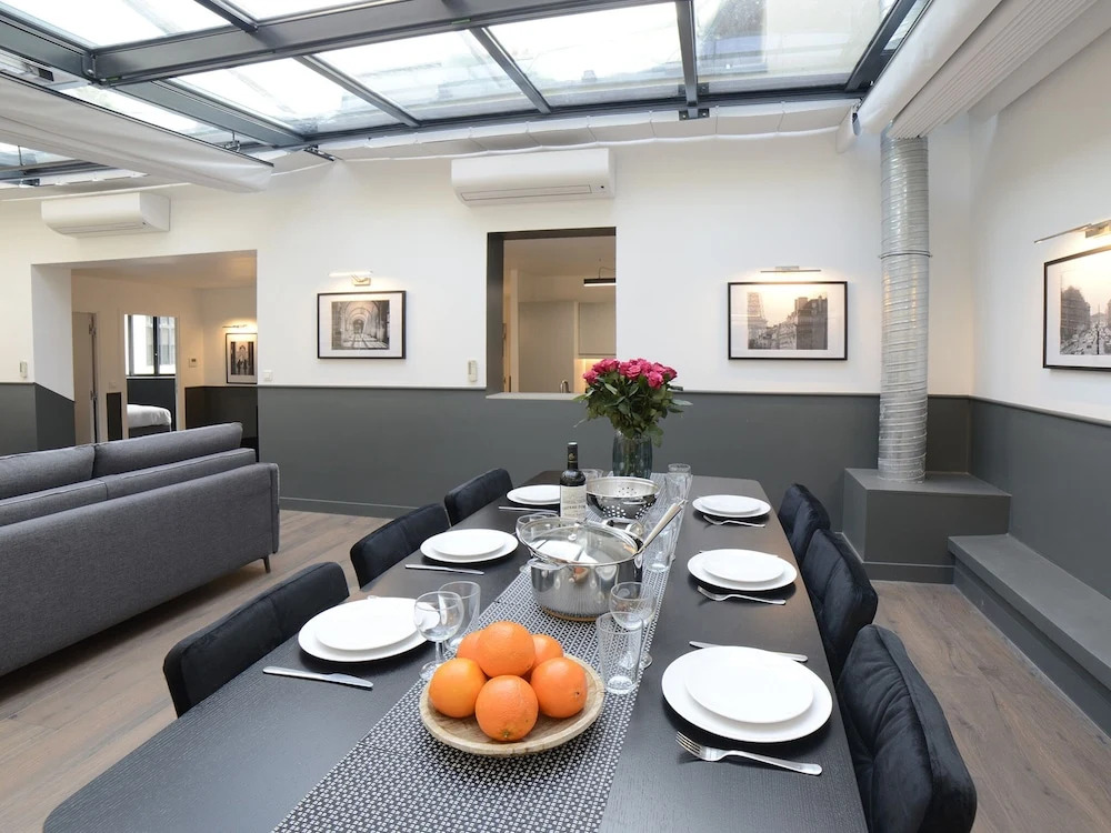 Luxury AC 3BDR Le Marais I by Livinparis