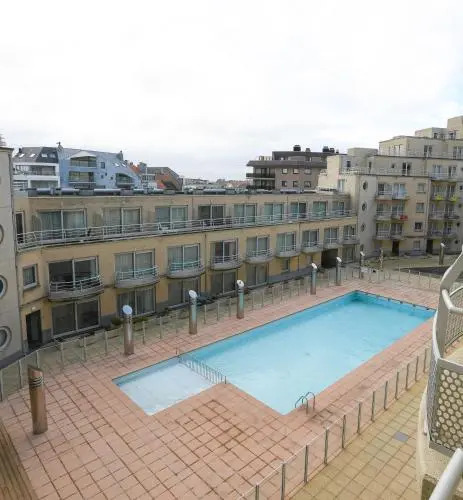 Appartement met zeezicht en verwarmd zwembad