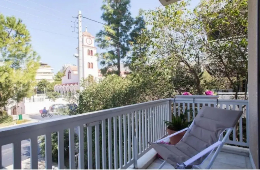Spacious 2b/r Stay at Glyfada's Center