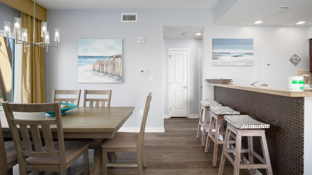 Luau II 6932 - flr9 - 1BR 1BA