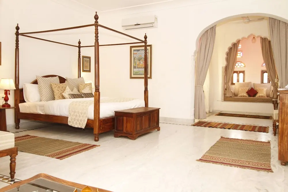 Talabgaon Castle Heritage Resort