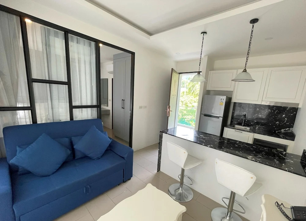Apartment at Palmyrah Surin by Lofty