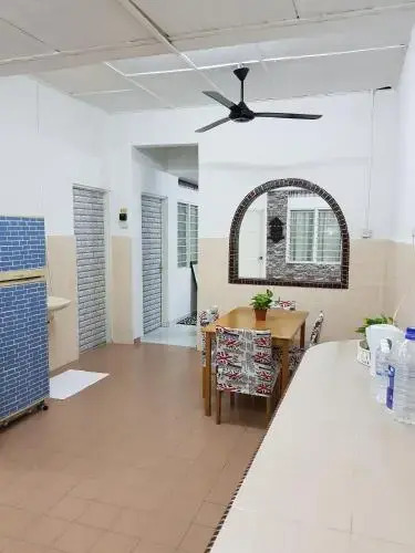 12-15 Pax Ssue Silibin Ipoh Guest House-Homestay