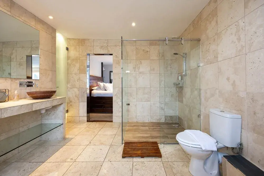 Host Stay Grafton Copper